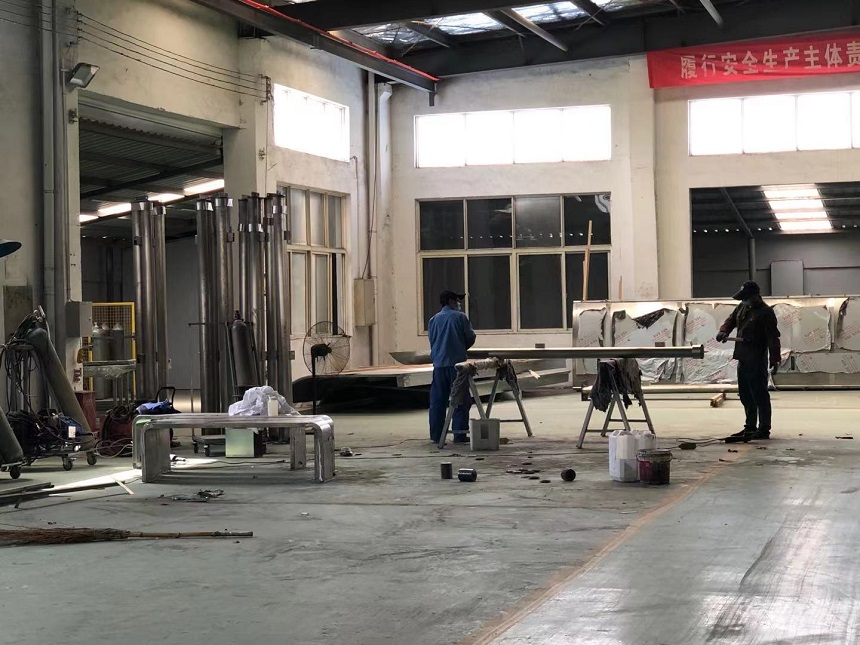 候車(chē)亭發(fā)貨圖 候車(chē)亭發(fā)貨圖