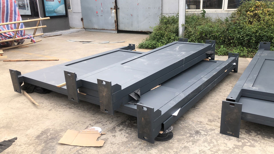 新疆獨(dú)山子發(fā)貨圖 新疆獨(dú)山子發(fā)貨圖