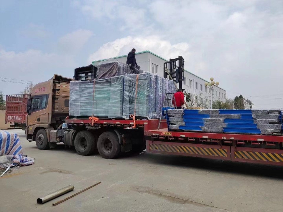 公交車(chē)候車(chē)亭發(fā)貨圖 公交車(chē)候車(chē)亭發(fā)貨圖