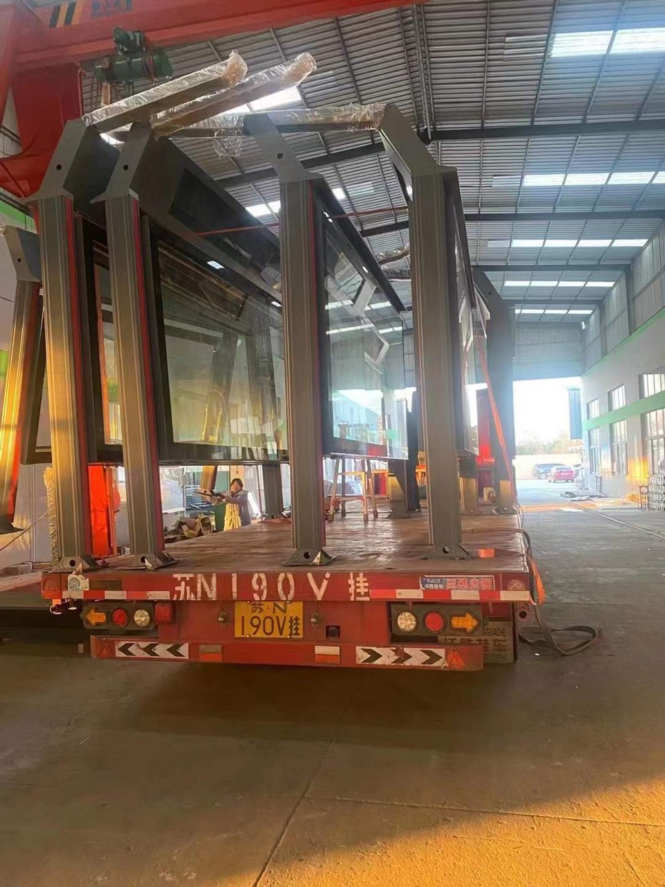 漢武第九車(chē)公交站站臺(tái)發(fā)貨圖 漢武第九車(chē)公交站站臺(tái)發(fā)貨圖