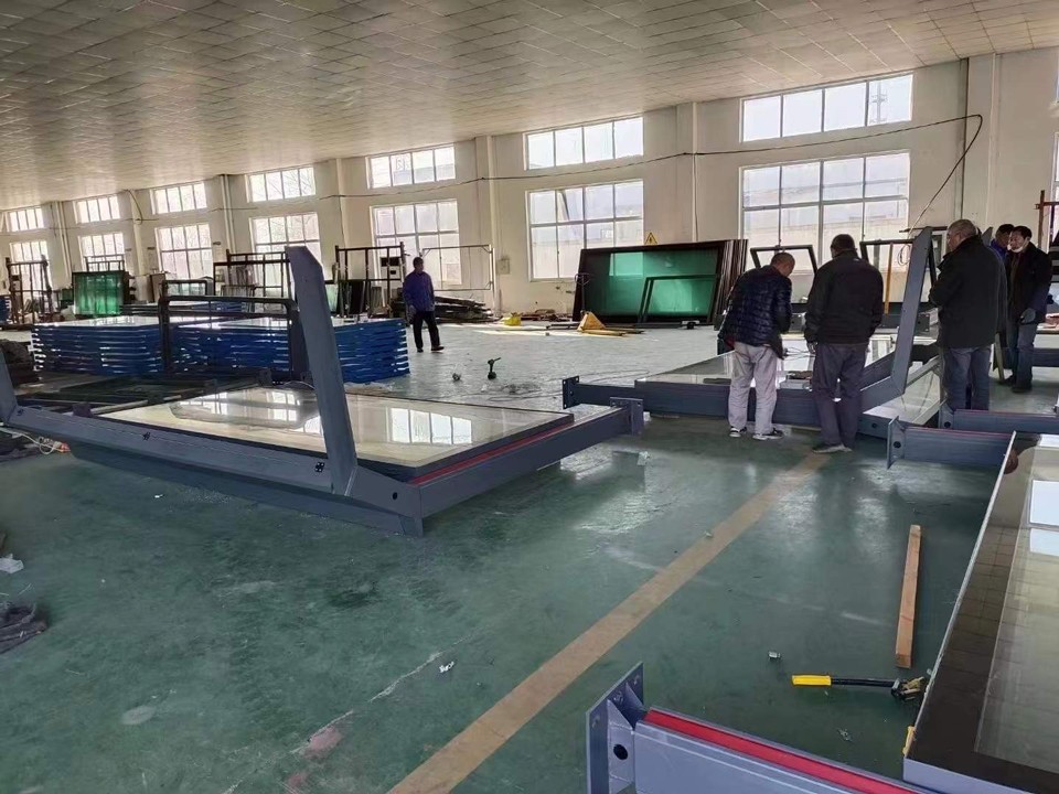 漢武第九車(chē)公交站站臺(tái)發(fā)貨圖 漢武第九車(chē)公交站站臺(tái)發(fā)貨圖