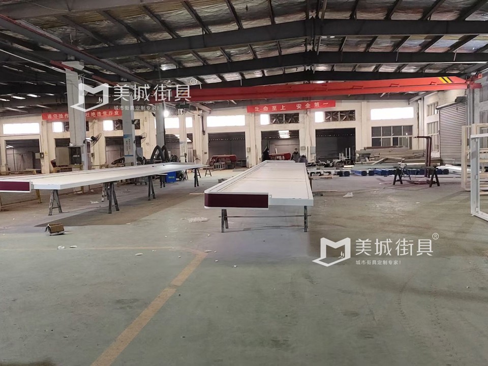 2023.12.18美城街具供應(yīng)余杭公交站臺發(fā)貨圖 2023.12.18美城街具供應(yīng)余杭公交站臺發(fā)貨圖